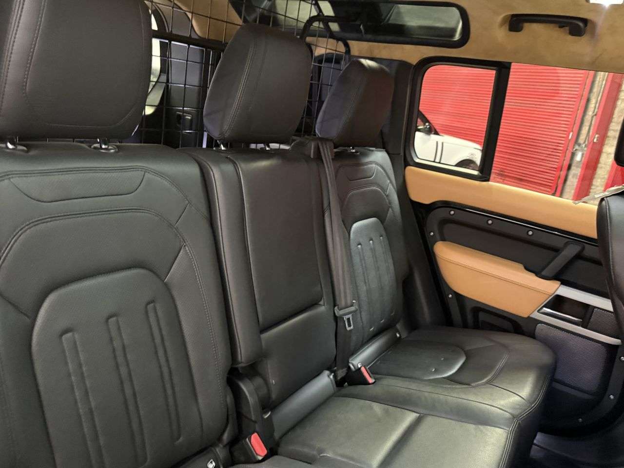 2021 LAND ROVER DEFENDER 110 2021 LAND ROVER DEFENDER 110