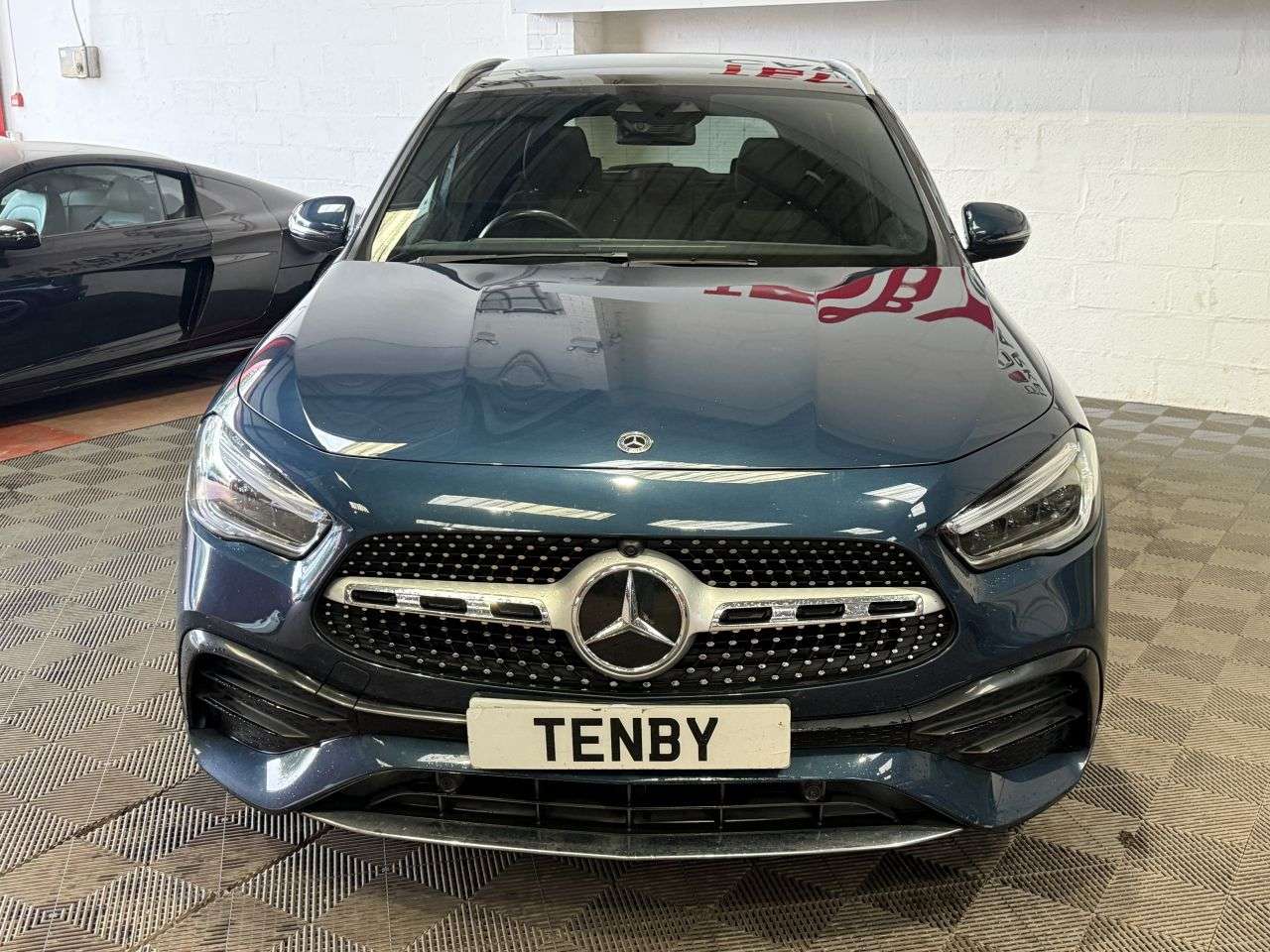 A 2020 MERCEDES-BENZ GLA 2.0 GLA220d AMG Line (Premium Plus) SUV 5dr Diesel 8G-DCT 4MATIC Euro 6 (s/ A 2020 MERCEDES-BENZ GLA 2.0 GLA220d AMG Line (Premium Plus) SUV 5dr Diesel 8G-DCT 4MATIC Euro 6 (s/