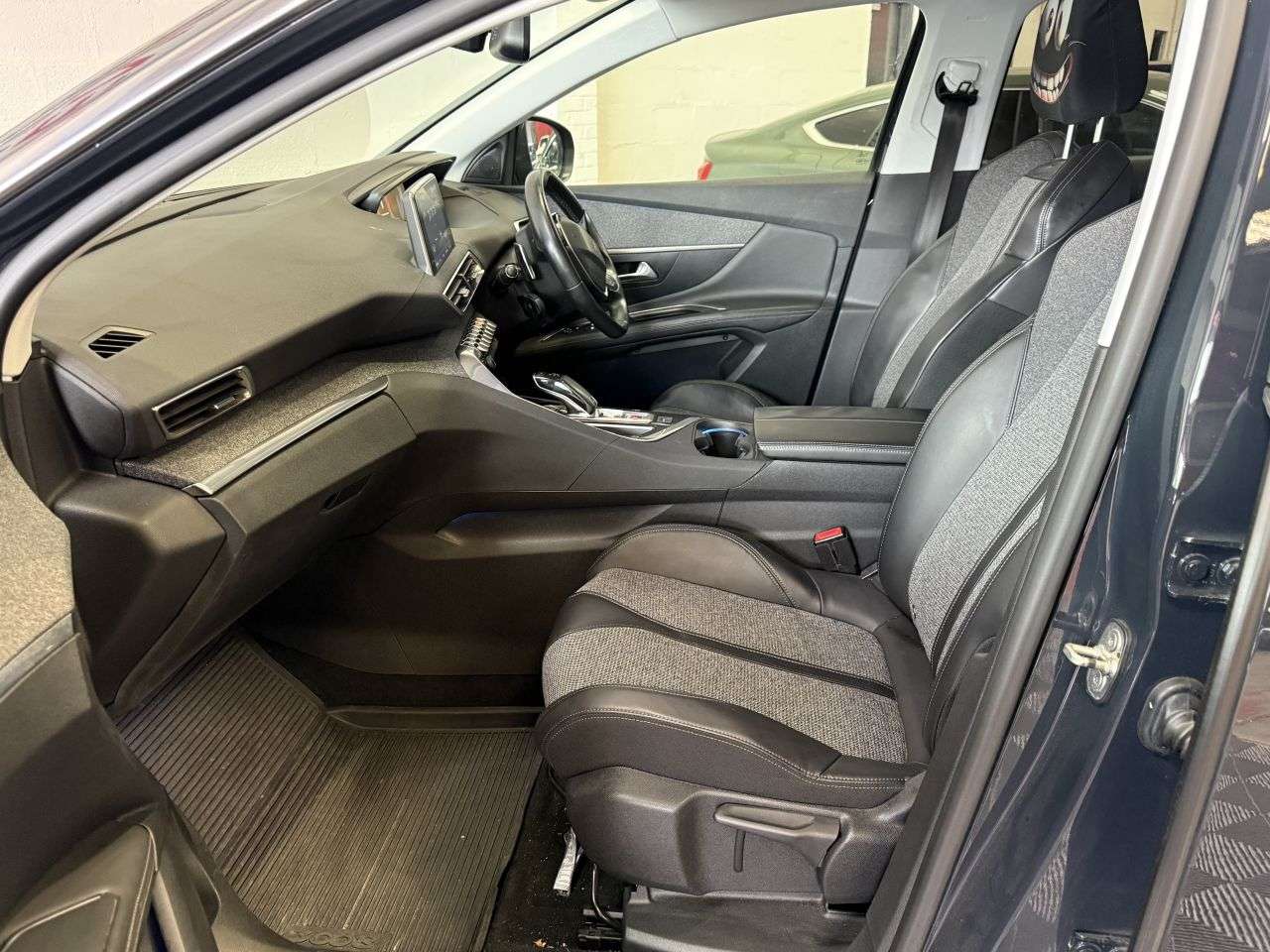 2018 PEUGEOT 3008 2018 PEUGEOT 3008