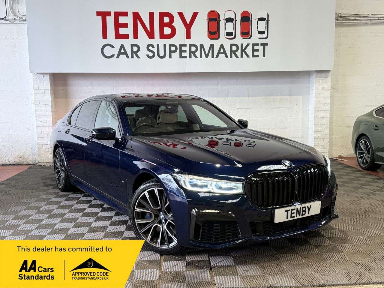 A 2019 BMW 7 SERIES 3.0 745e 12kWh M Sport Saloon 4dr Petrol Plug-in Hybrid Auto Euro 6 (s/s) ( A 2019 BMW 7 SERIES 3.0 745e 12kWh M Sport Saloon 4dr Petrol Plug-in Hybrid Auto Euro 6 (s/s) (