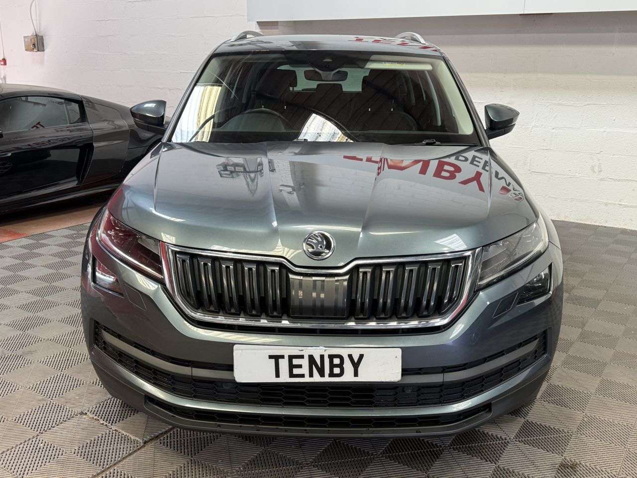 A 2018 SKODA KODIAQ 2.0 TDI Edition SUV 5dr Diesel DSG 4WD Euro 6 (s/s) (7 Seat) (150 ps) FULL A 2018 SKODA KODIAQ 2.0 TDI Edition SUV 5dr Diesel DSG 4WD Euro 6 (s/s) (7 Seat) (150 ps) FULL