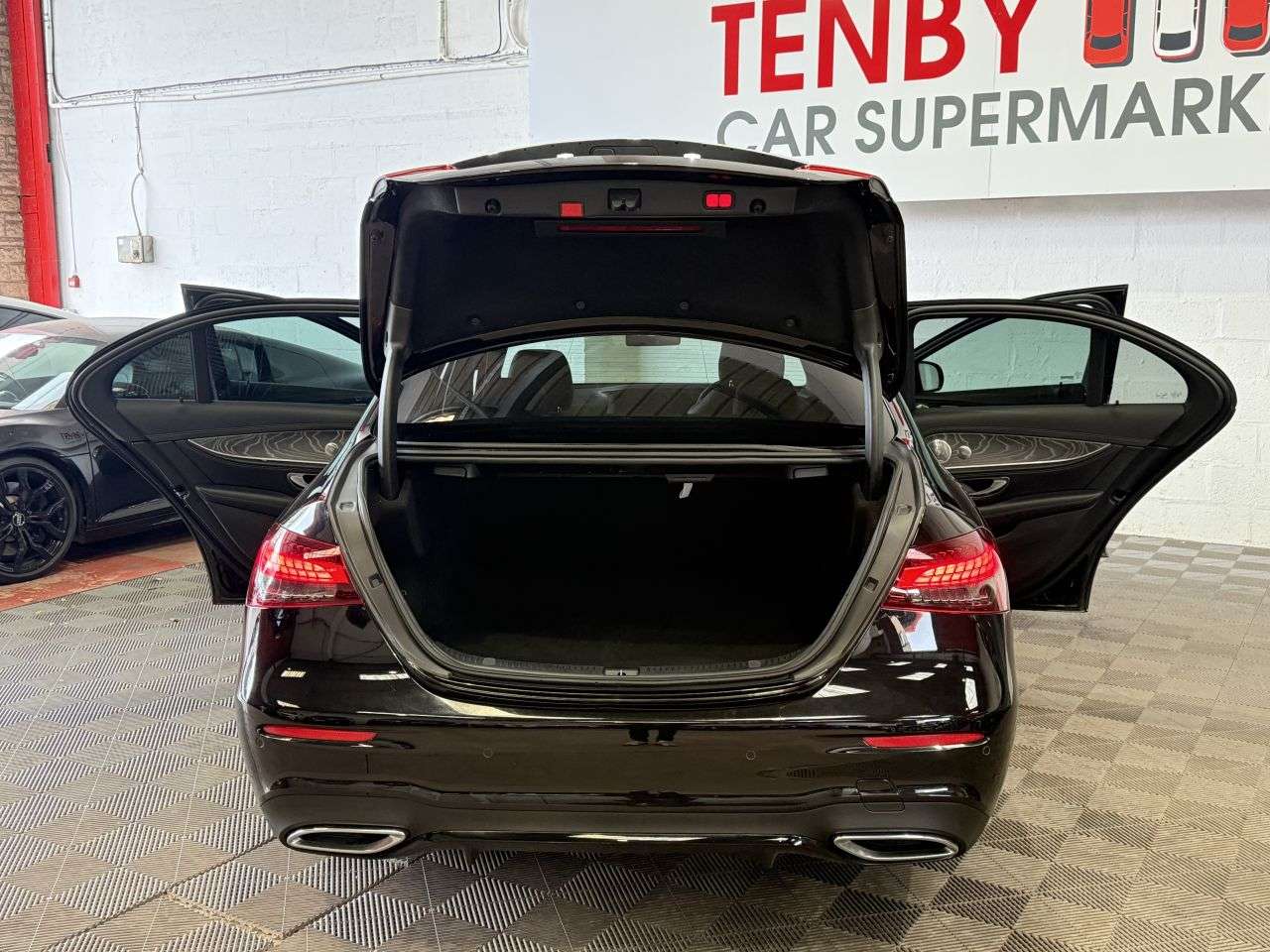 2021 MERCEDES-BENZ E CLASS 2021 MERCEDES-BENZ E CLASS
