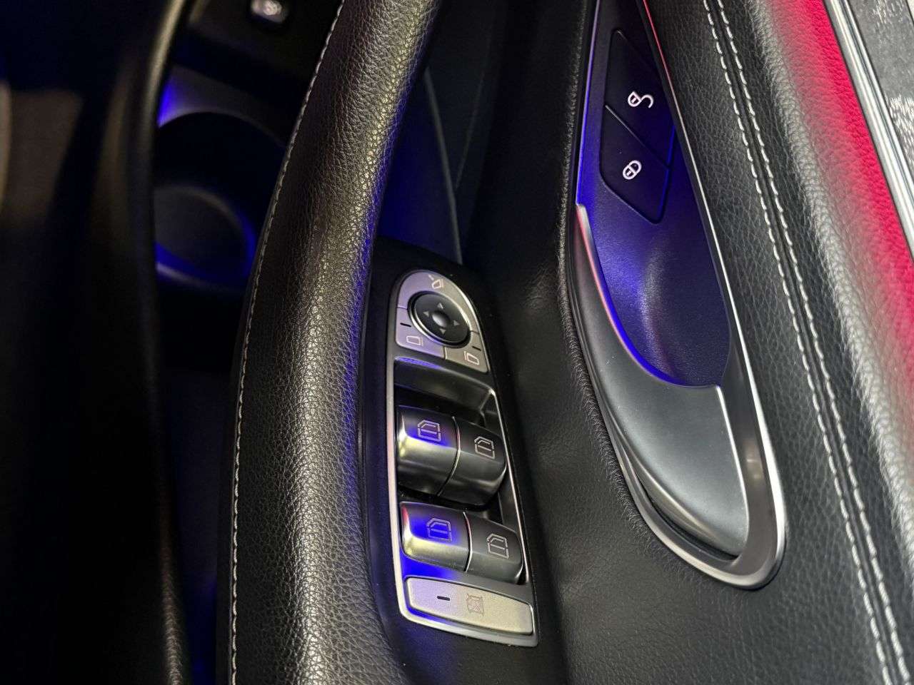 2021 MERCEDES-BENZ E CLASS 2021 MERCEDES-BENZ E CLASS
