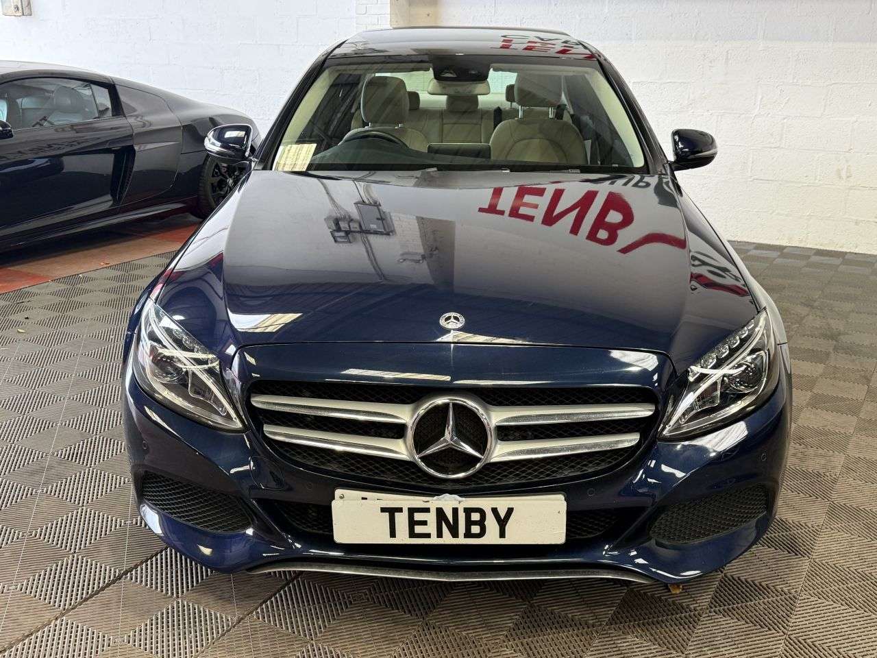 A 2018 MERCEDES-BENZ C CLASS 2.1 C220d Sport (Premium Plus) Saloon 4dr Diesel G-Tronic+ Euro 6 (s/s) (17 A 2018 MERCEDES-BENZ C CLASS 2.1 C220d Sport (Premium Plus) Saloon 4dr Diesel G-Tronic+ Euro 6 (s/s) (17