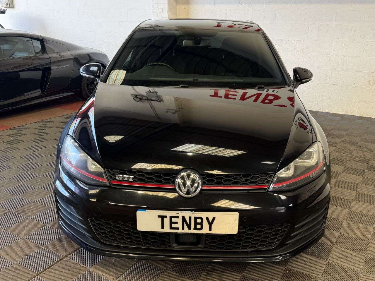 A 2014 VOLKSWAGEN GOLF 2.0 TSI BlueMotion Tech GTI Launch Hatchback 3dr Petrol DSG Euro 6 (s/s) (2 A 2014 VOLKSWAGEN GOLF 2.0 TSI BlueMotion Tech GTI Launch Hatchback 3dr Petrol DSG Euro 6 (s/s) (2