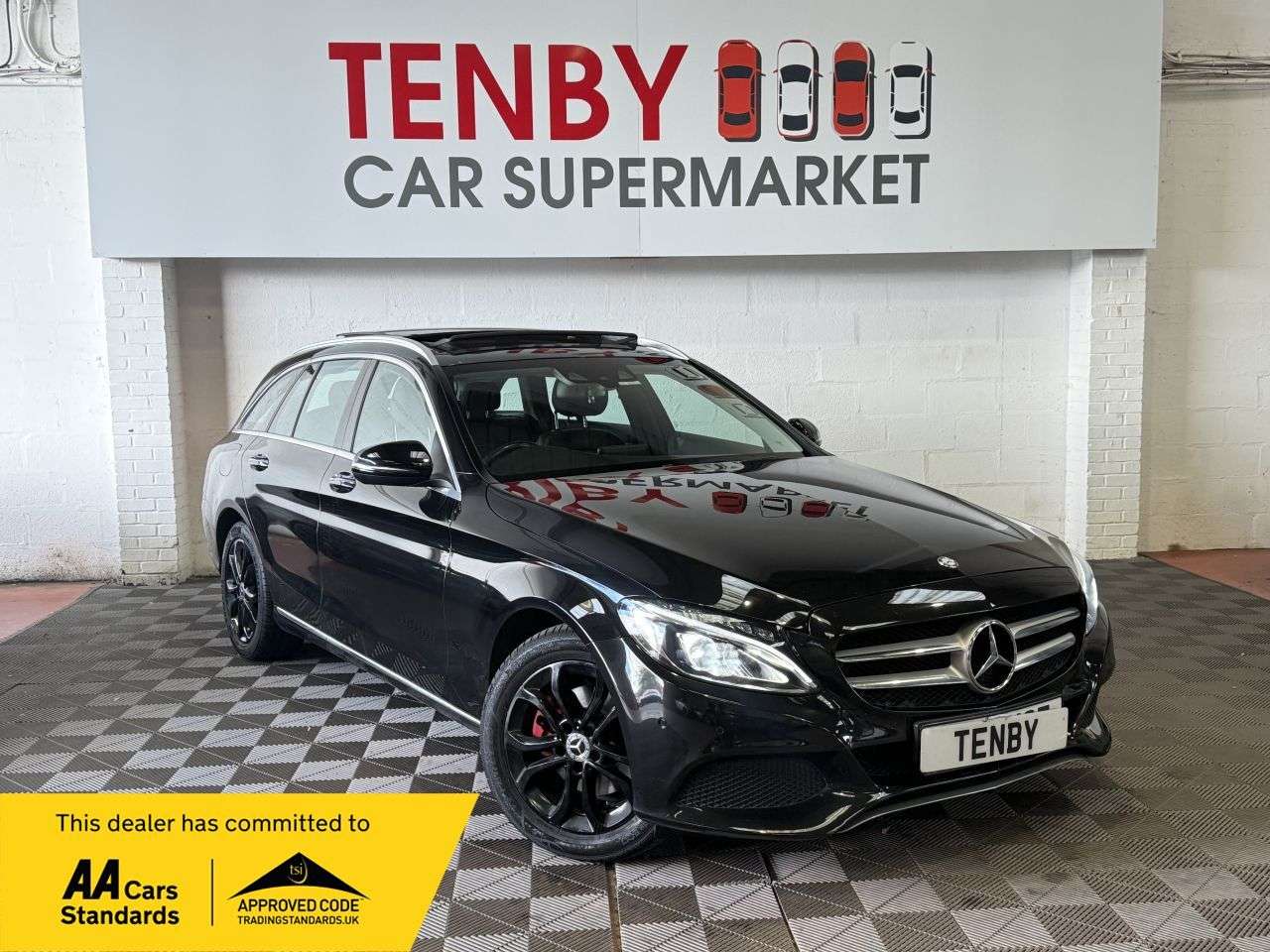 A 2017 MERCEDES-BENZ C CLASS 2.1 C220d Sport (Premium) Estate 5dr Diesel G-Tronic+ 4MATIC Euro 6 (s/s) ( A 2017 MERCEDES-BENZ C CLASS 2.1 C220d Sport (Premium) Estate 5dr Diesel G-Tronic+ 4MATIC Euro 6 (s/s) (