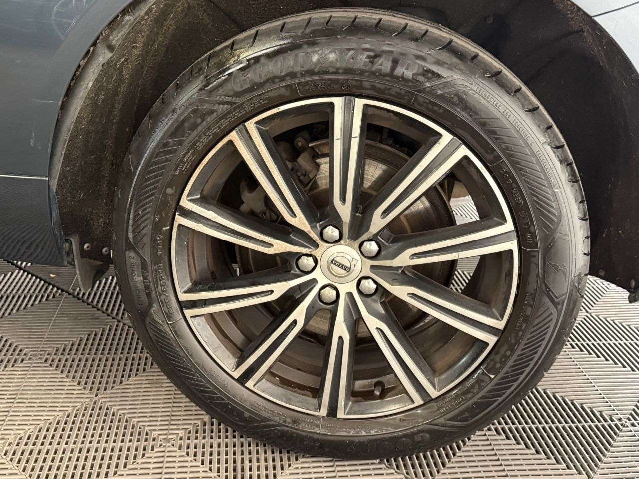 2018 VOLVO XC60 2018 VOLVO XC60