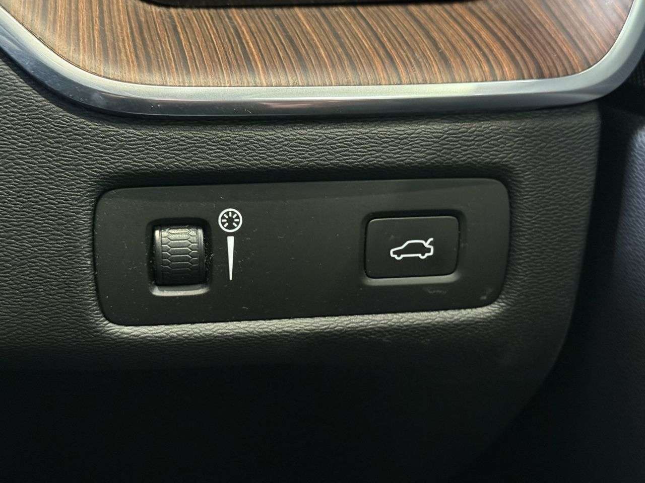 2018 VOLVO XC60 2018 VOLVO XC60