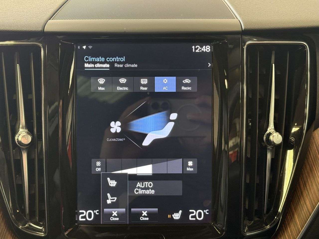 2018 VOLVO XC60 2018 VOLVO XC60