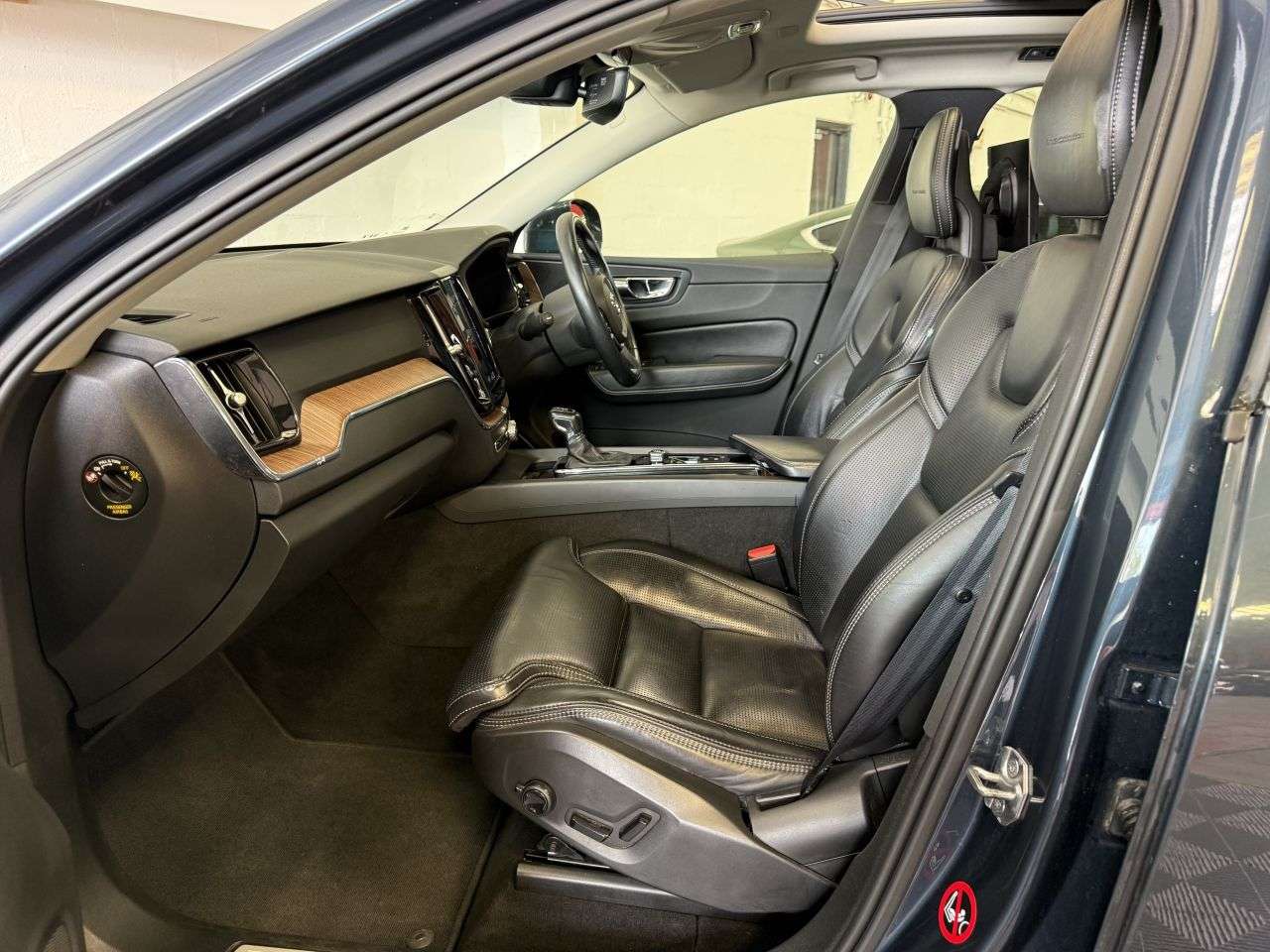 2018 VOLVO XC60 2018 VOLVO XC60