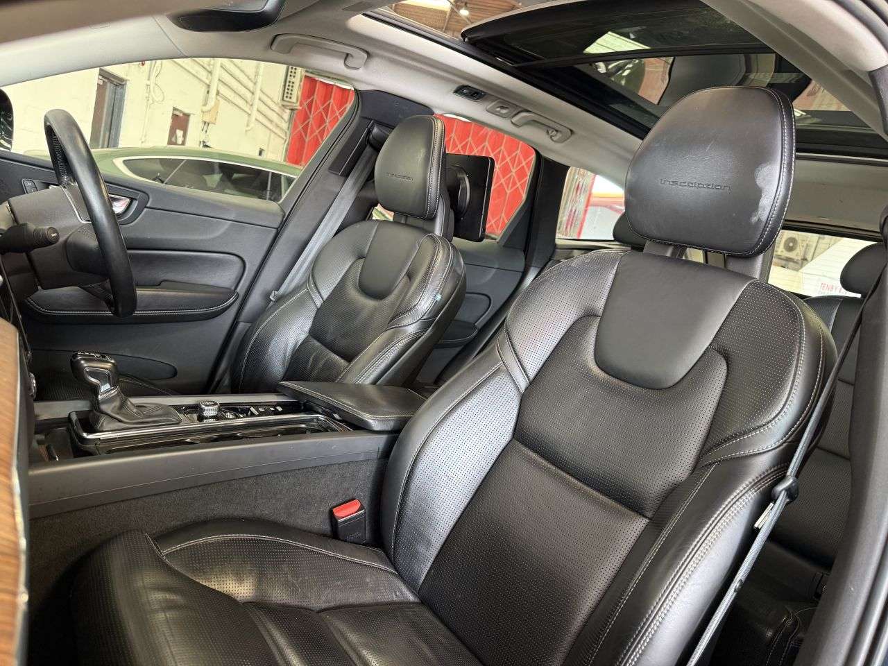2018 VOLVO XC60 2018 VOLVO XC60