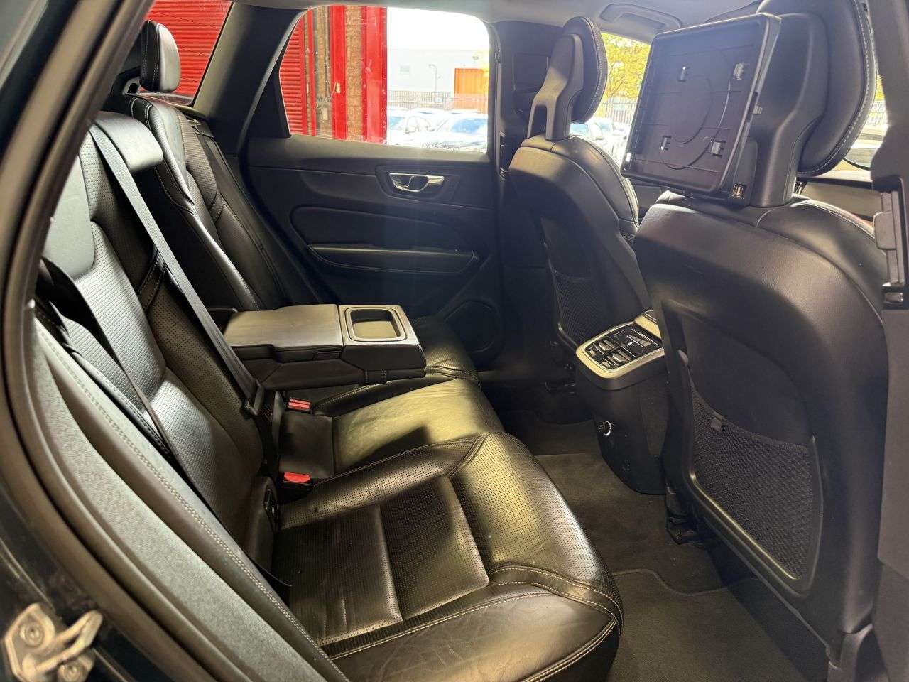 2018 VOLVO XC60 2018 VOLVO XC60