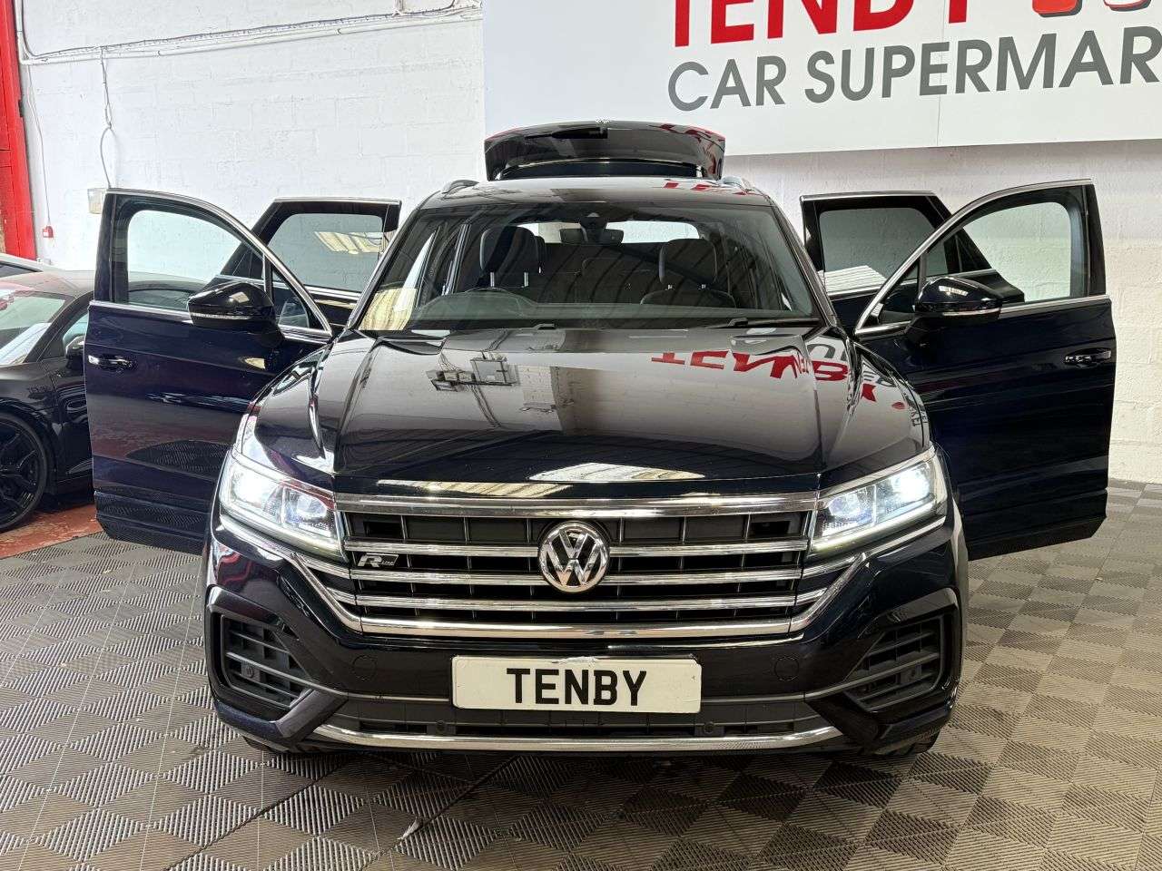 2019 VOLKSWAGEN TOUAREG 2019 VOLKSWAGEN TOUAREG
