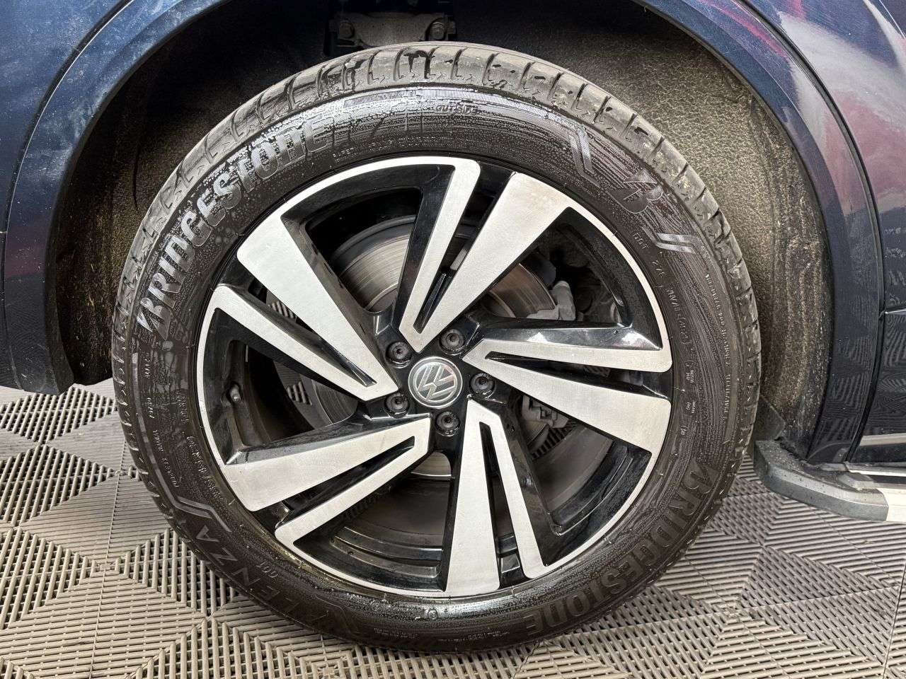 2019 VOLKSWAGEN TOUAREG 2019 VOLKSWAGEN TOUAREG