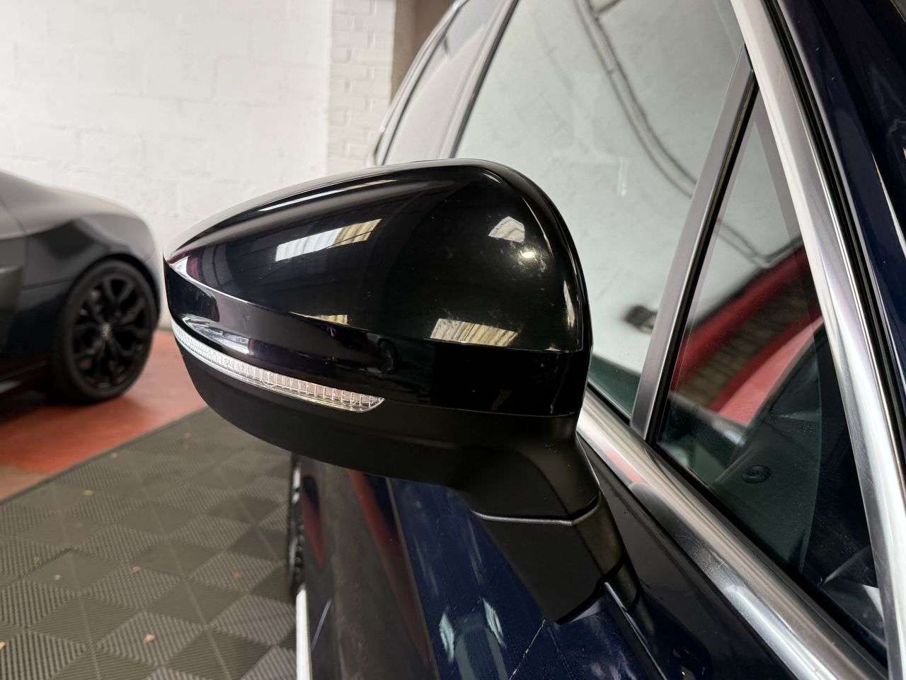 2019 VOLKSWAGEN TOUAREG 2019 VOLKSWAGEN TOUAREG