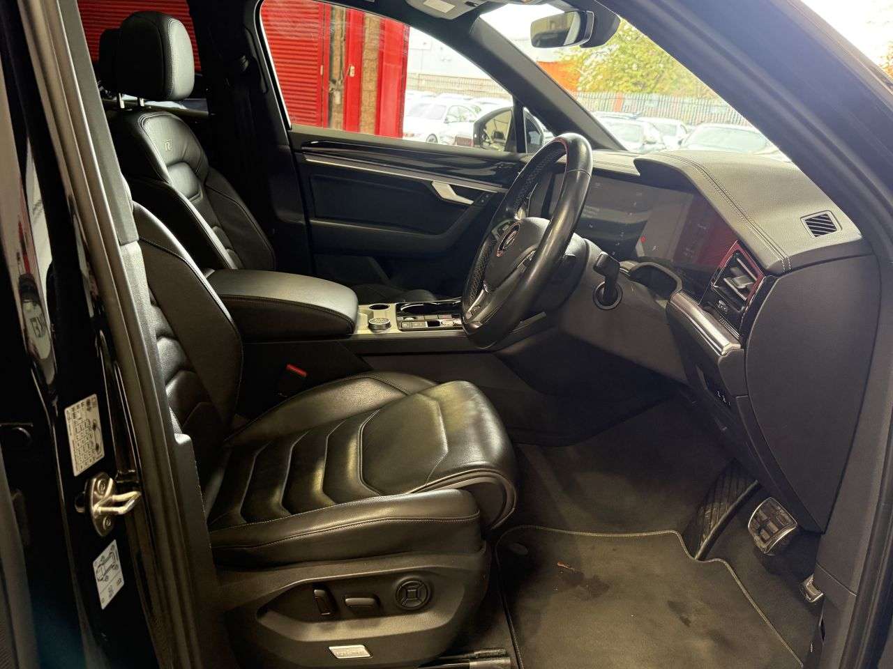 2019 VOLKSWAGEN TOUAREG 2019 VOLKSWAGEN TOUAREG