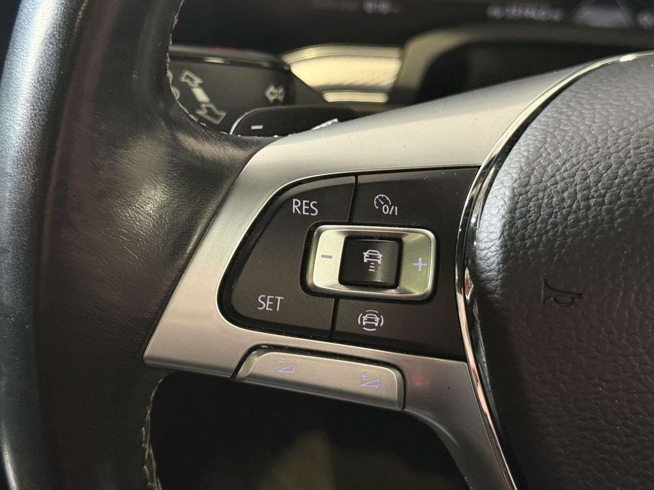 2019 VOLKSWAGEN TOUAREG 2019 VOLKSWAGEN TOUAREG