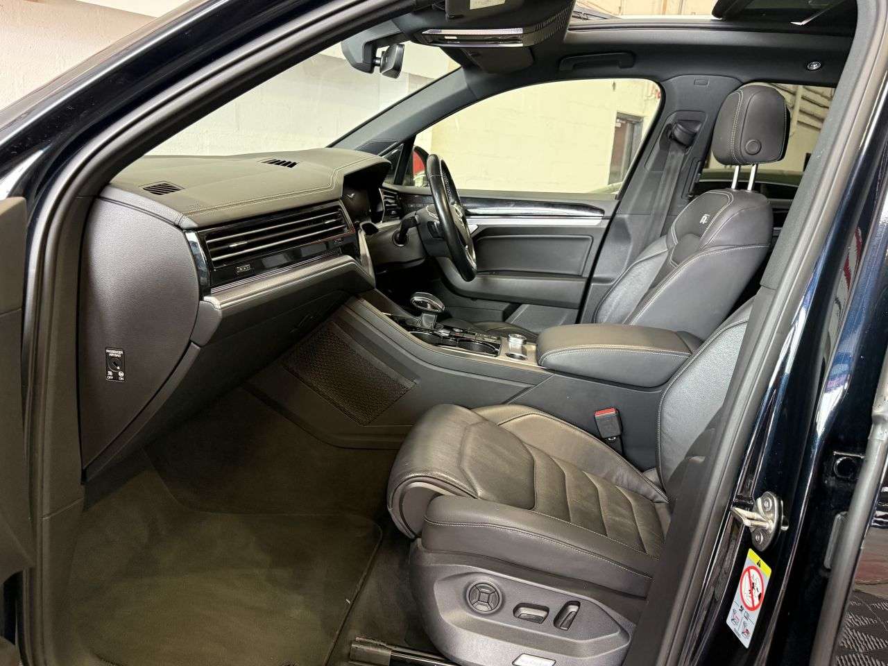 2019 VOLKSWAGEN TOUAREG 2019 VOLKSWAGEN TOUAREG