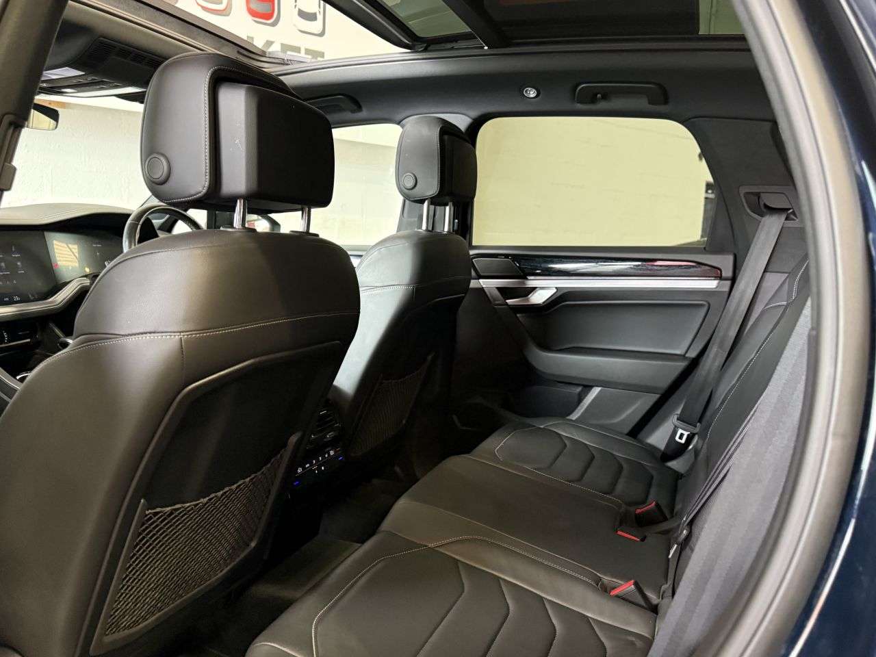 2019 VOLKSWAGEN TOUAREG 2019 VOLKSWAGEN TOUAREG