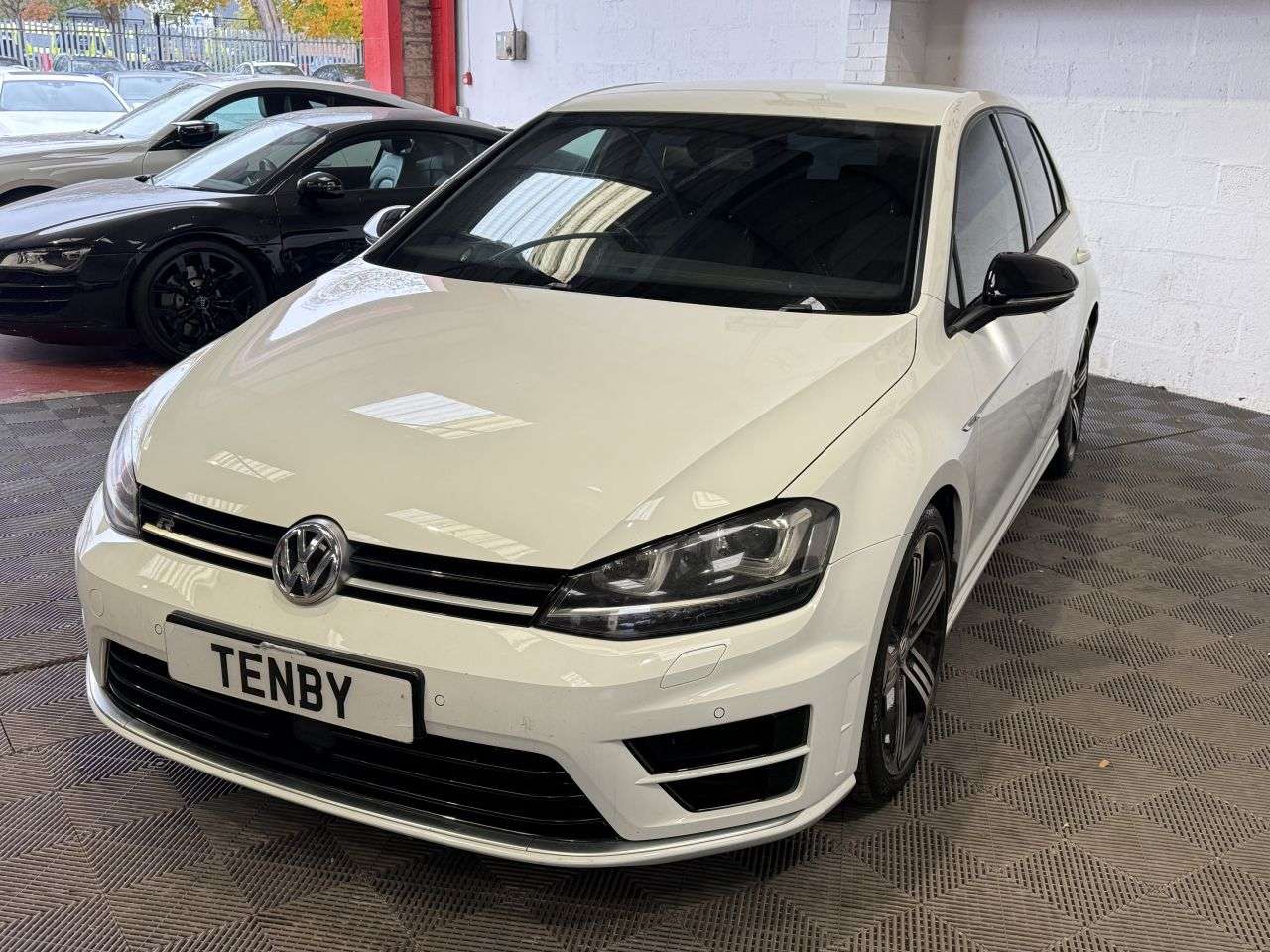 A 2015 VOLKSWAGEN GOLF 2.0 TSI BlueMotion Tech R Hatchback 5dr Petrol DSG 4Motion Euro 6 (s/s) (30 A 2015 VOLKSWAGEN GOLF 2.0 TSI BlueMotion Tech R Hatchback 5dr Petrol DSG 4Motion Euro 6 (s/s) (30