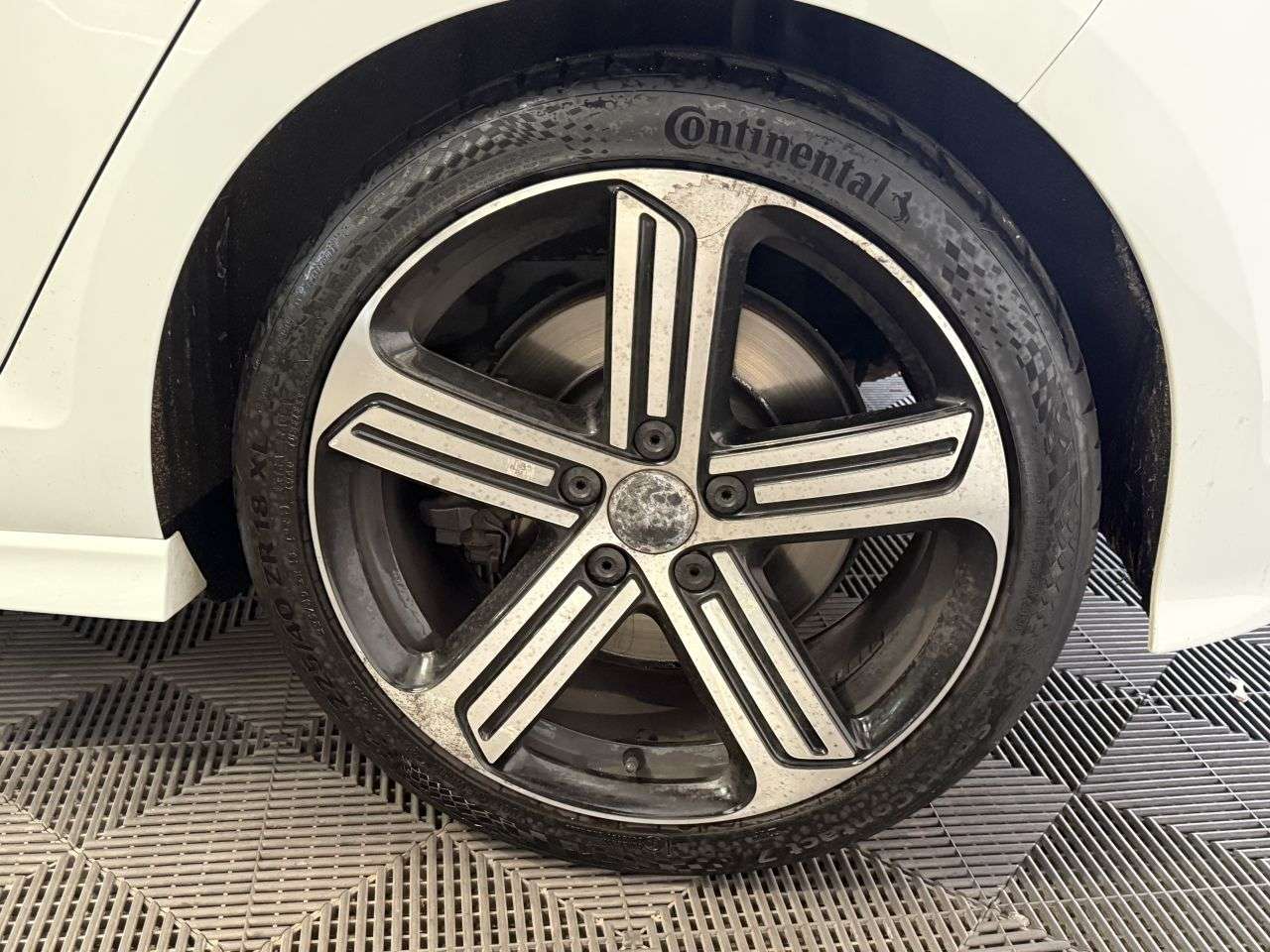 2015 VOLKSWAGEN GOLF 2015 VOLKSWAGEN GOLF
