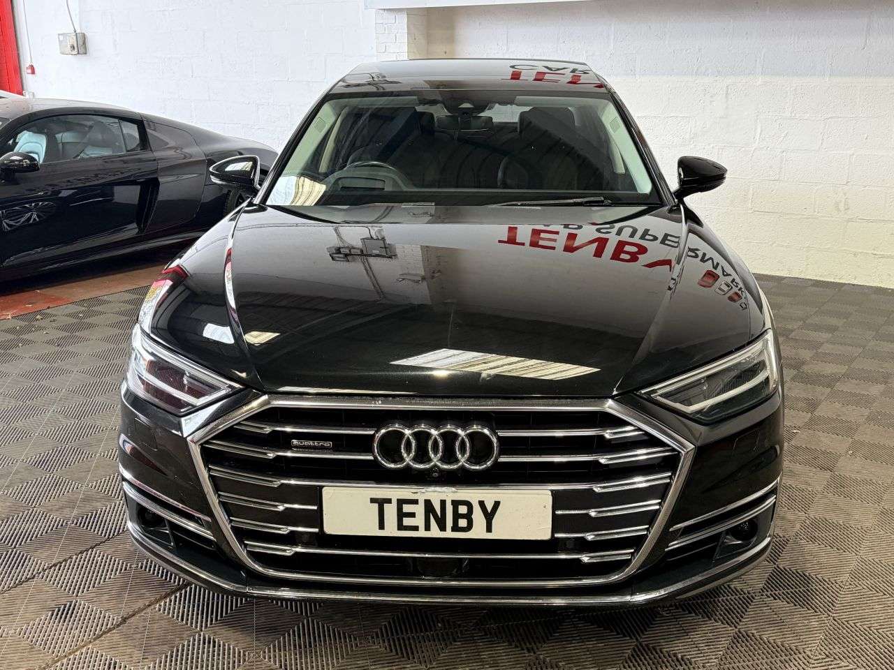 A 2018 AUDI A8 3.0 TDI V6 50 Saloon 4dr Diesel Tiptronic quattro Euro 6 (s/s) (286 ps) F&R A 2018 AUDI A8 3.0 TDI V6 50 Saloon 4dr Diesel Tiptronic quattro Euro 6 (s/s) (286 ps) F&R
