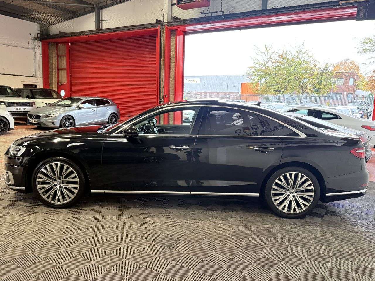 2018 AUDI A8 2018 AUDI A8