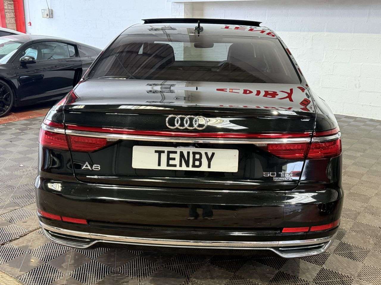 2018 AUDI A8 2018 AUDI A8