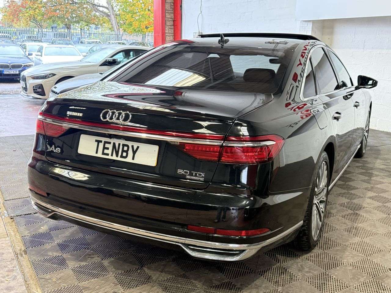 2018 AUDI A8 2018 AUDI A8