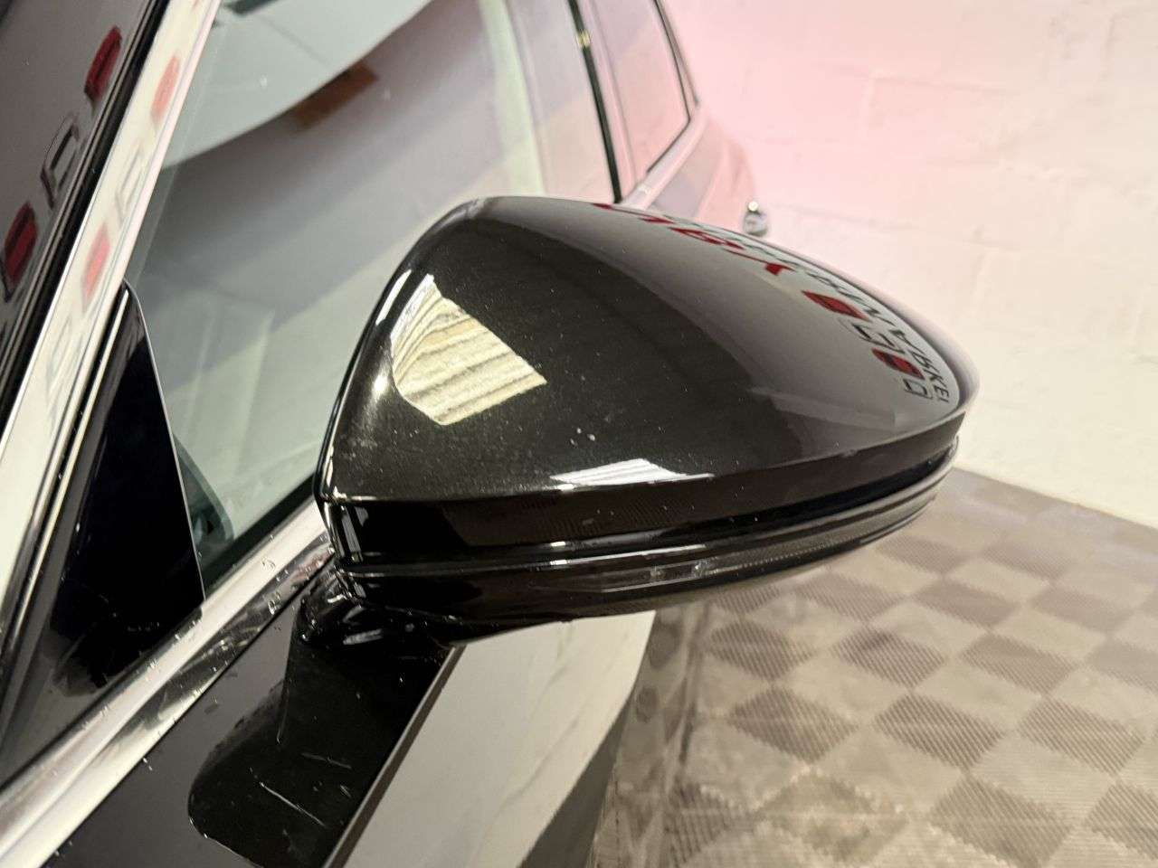 2018 AUDI A8 2018 AUDI A8