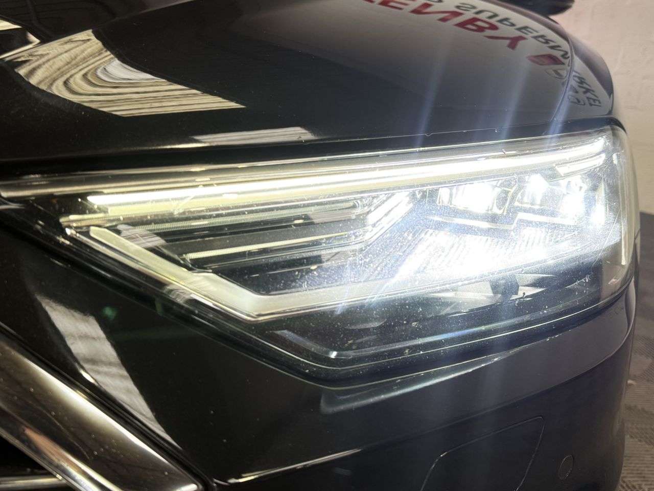 2018 AUDI A8 2018 AUDI A8