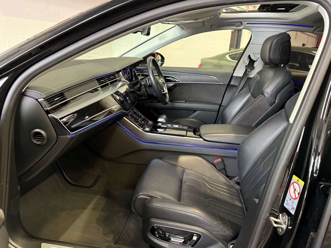 2018 AUDI A8 2018 AUDI A8