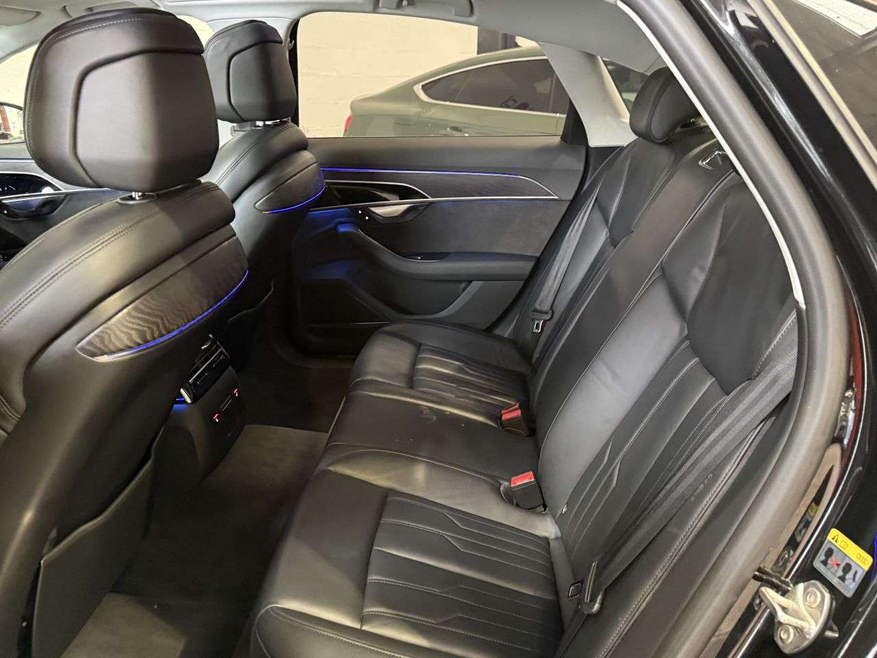 2018 AUDI A8 2018 AUDI A8