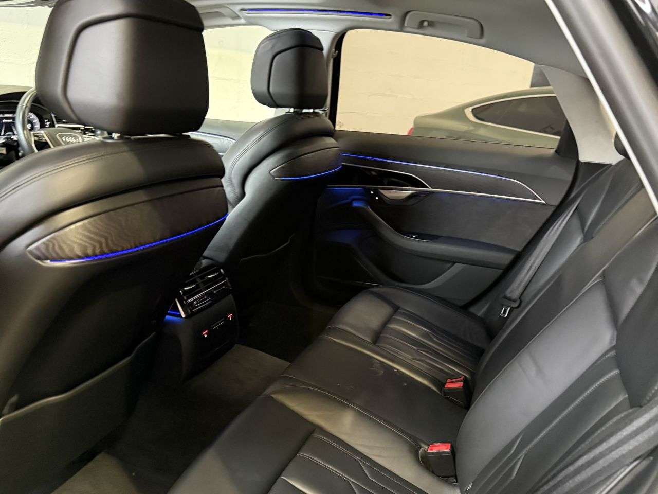 2018 AUDI A8 2018 AUDI A8
