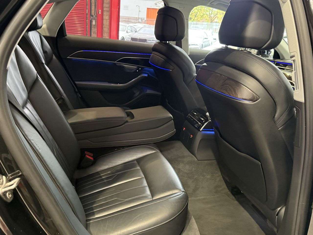 2018 AUDI A8 2018 AUDI A8