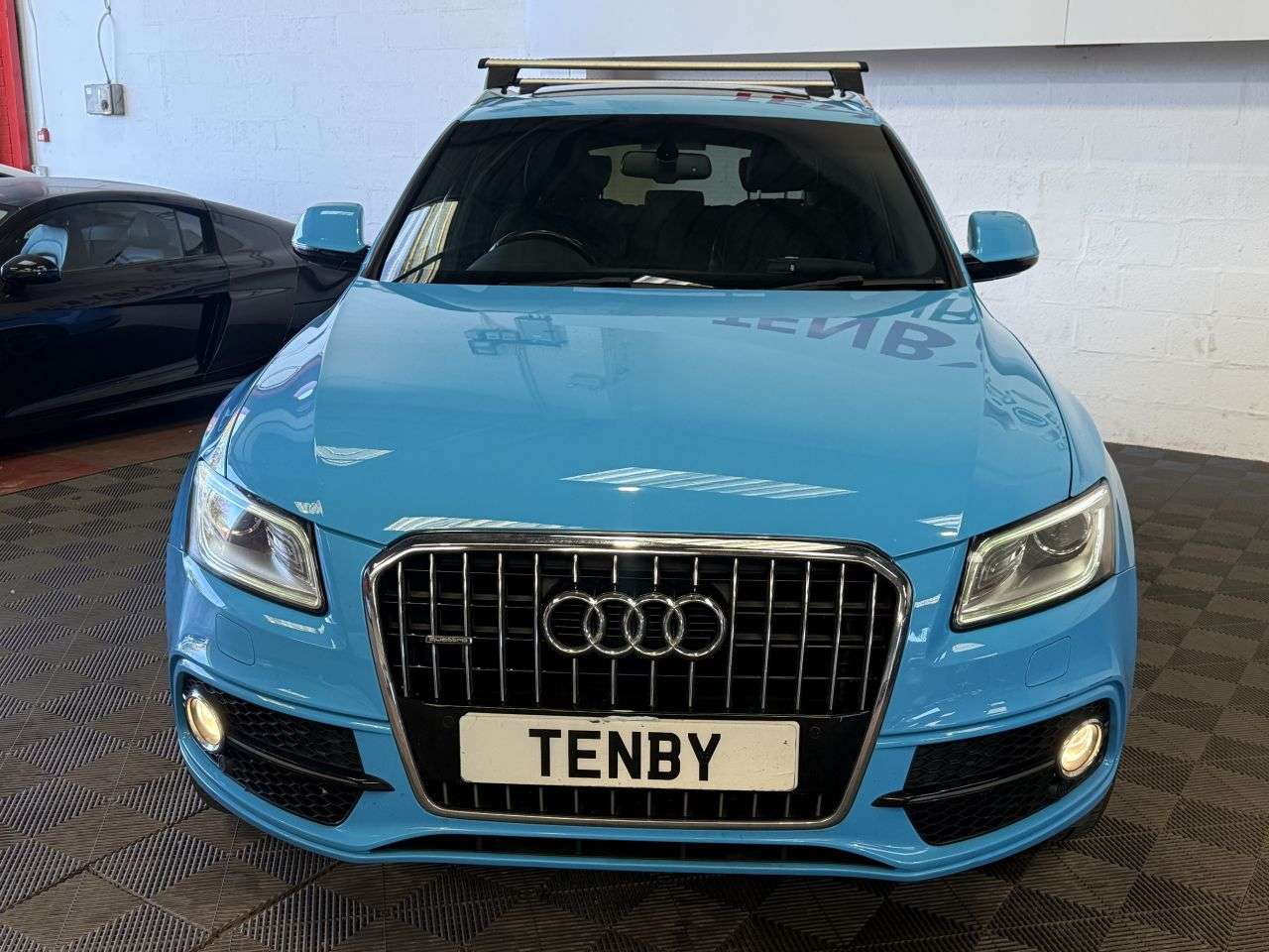 A 2016 AUDI Q5 2.0 TDI S line Plus SUV 5dr Diesel S Tronic quattro Euro 6 (s/s) (190 ps) P A 2016 AUDI Q5 2.0 TDI S line Plus SUV 5dr Diesel S Tronic quattro Euro 6 (s/s) (190 ps) P