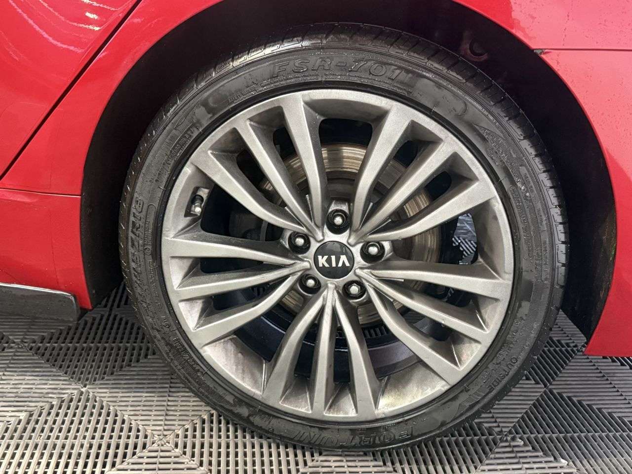 2018 KIA STINGER 2018 KIA STINGER
