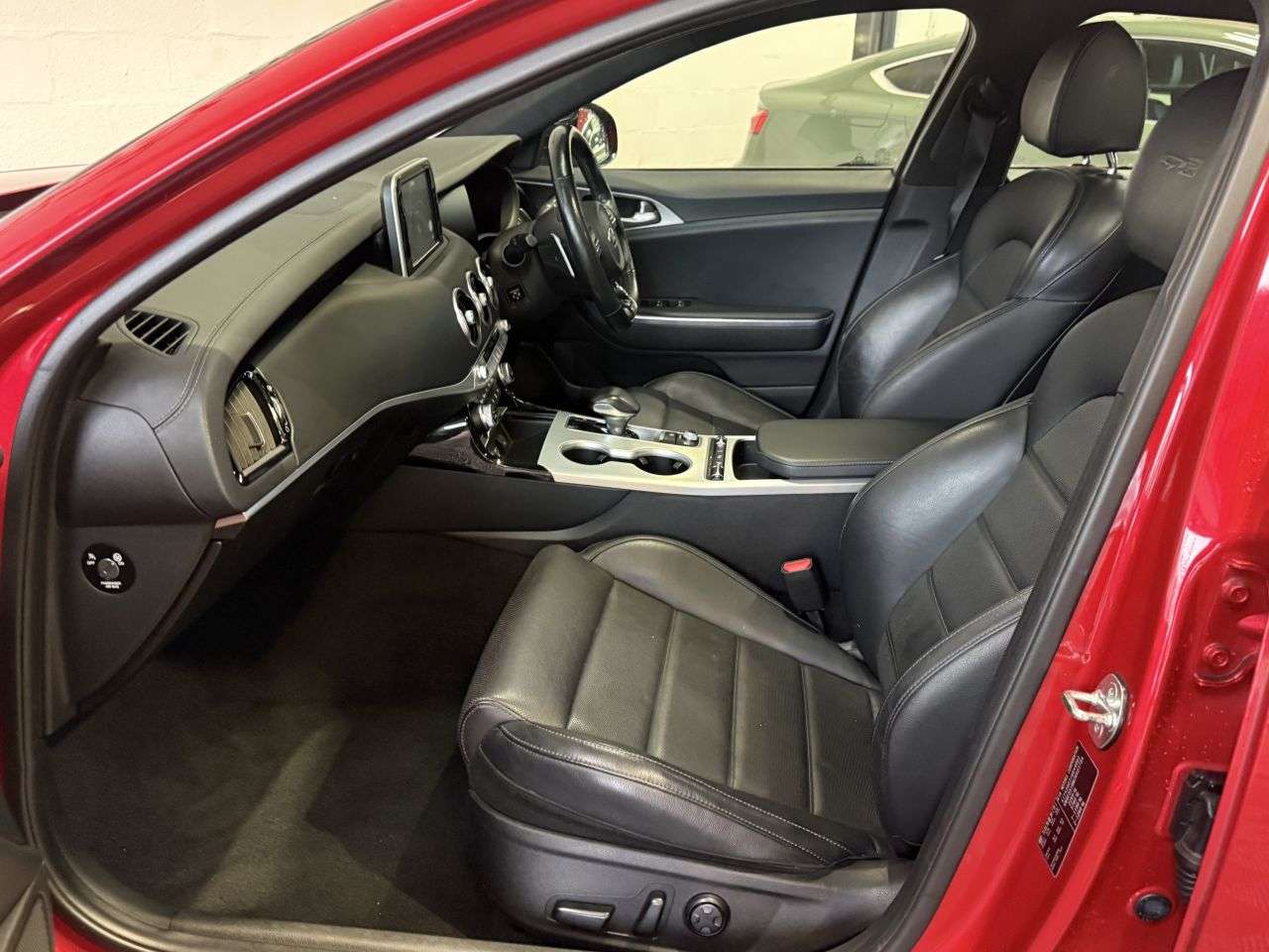 2018 KIA STINGER 2018 KIA STINGER