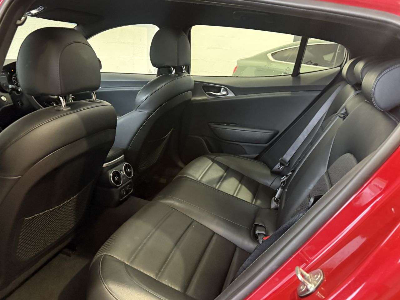 2018 KIA STINGER 2018 KIA STINGER