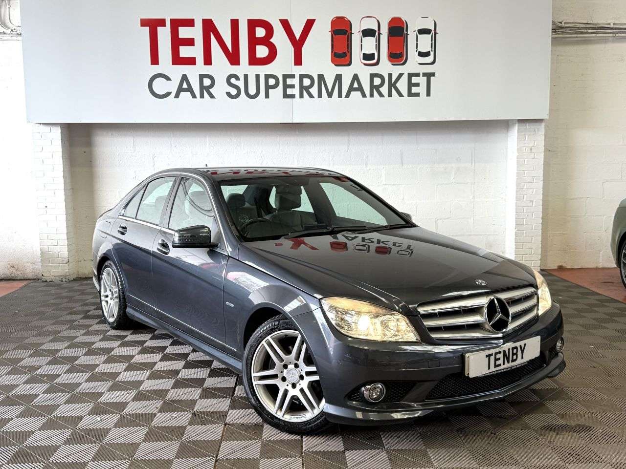 A 2009 MERCEDES-BENZ C CLASS 1.8 C250 BlueEfficiency Sport Saloon 4dr Petrol Auto Euro 5 (204 ps) 17"ALL A 2009 MERCEDES-BENZ C CLASS 1.8 C250 BlueEfficiency Sport Saloon 4dr Petrol Auto Euro 5 (204 ps) 17"ALL
