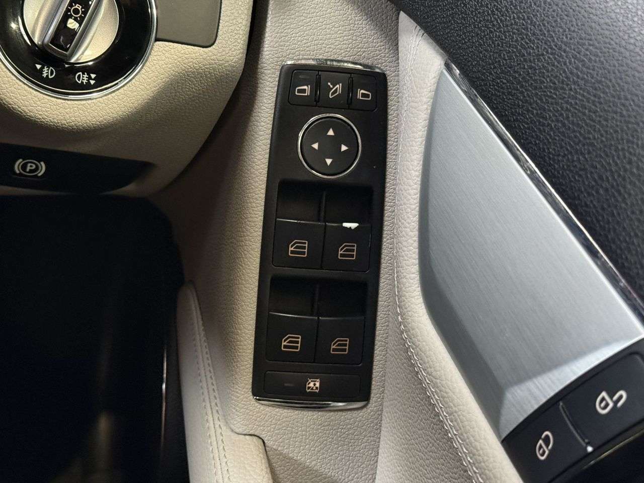 2009 MERCEDES-BENZ C CLASS 2009 MERCEDES-BENZ C CLASS