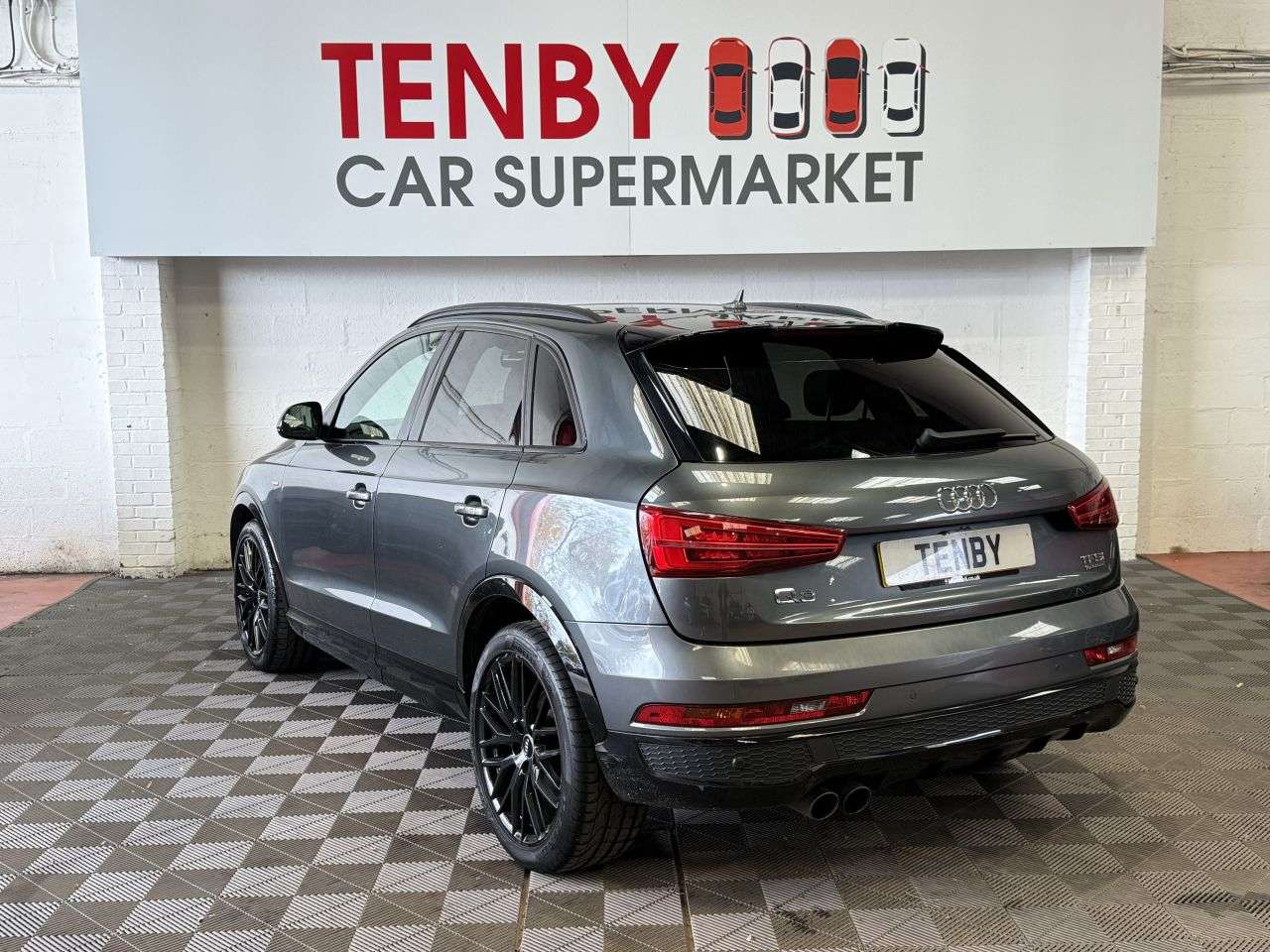 2018 AUDI Q3 2018 AUDI Q3