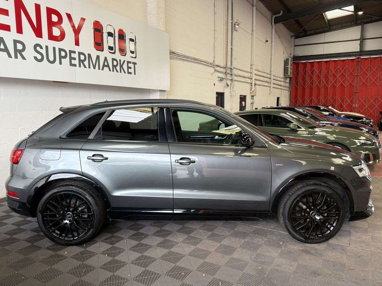 2018 AUDI Q3 2018 AUDI Q3