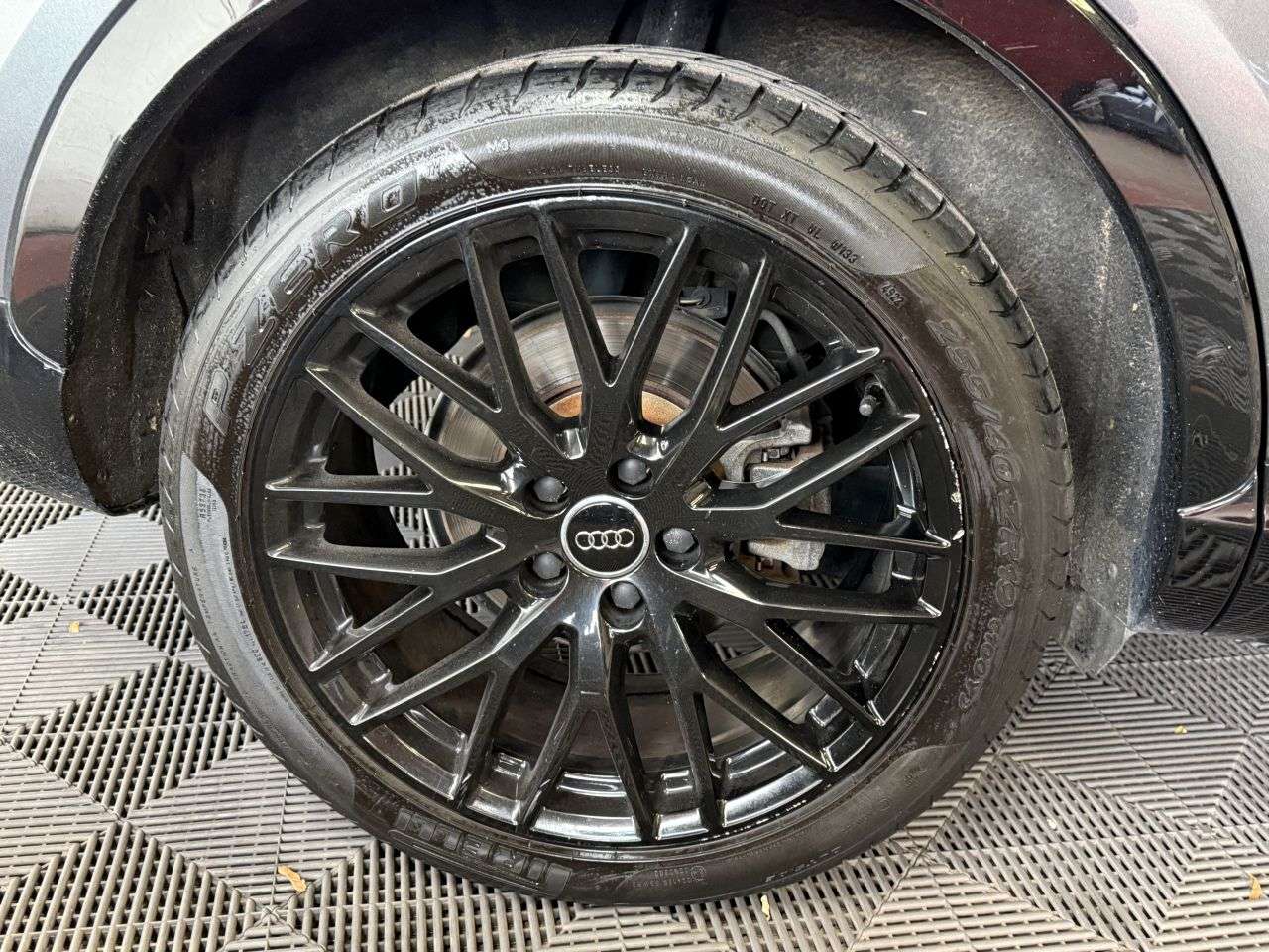 2018 AUDI Q3 2018 AUDI Q3