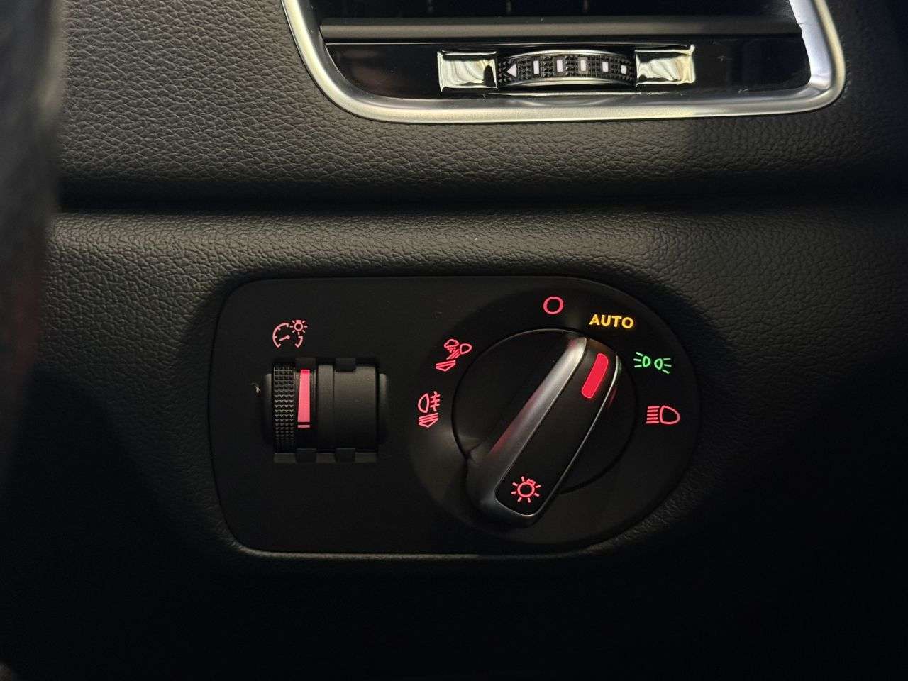 2018 AUDI Q3 2018 AUDI Q3