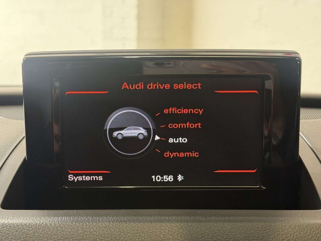 2018 AUDI Q3 2018 AUDI Q3
