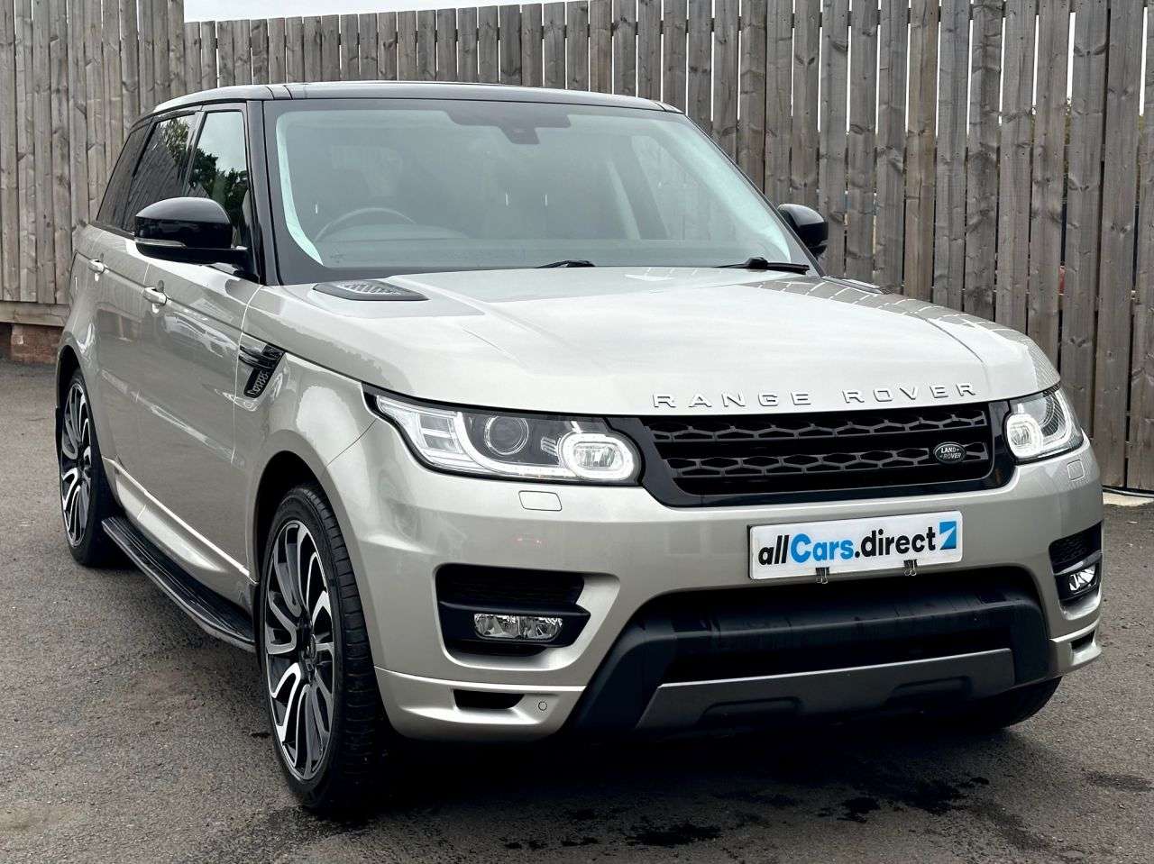 A 2015 LAND ROVER RANGE ROVER SPORT 3.0 SDV6 AUTOBIO DYNAMIC FSH! GREAT SPEC & CONDITION! A 2015 LAND ROVER RANGE ROVER SPORT 3.0 SDV6 AUTOBIO DYNAMIC FSH! GREAT SPEC & CONDITION!
