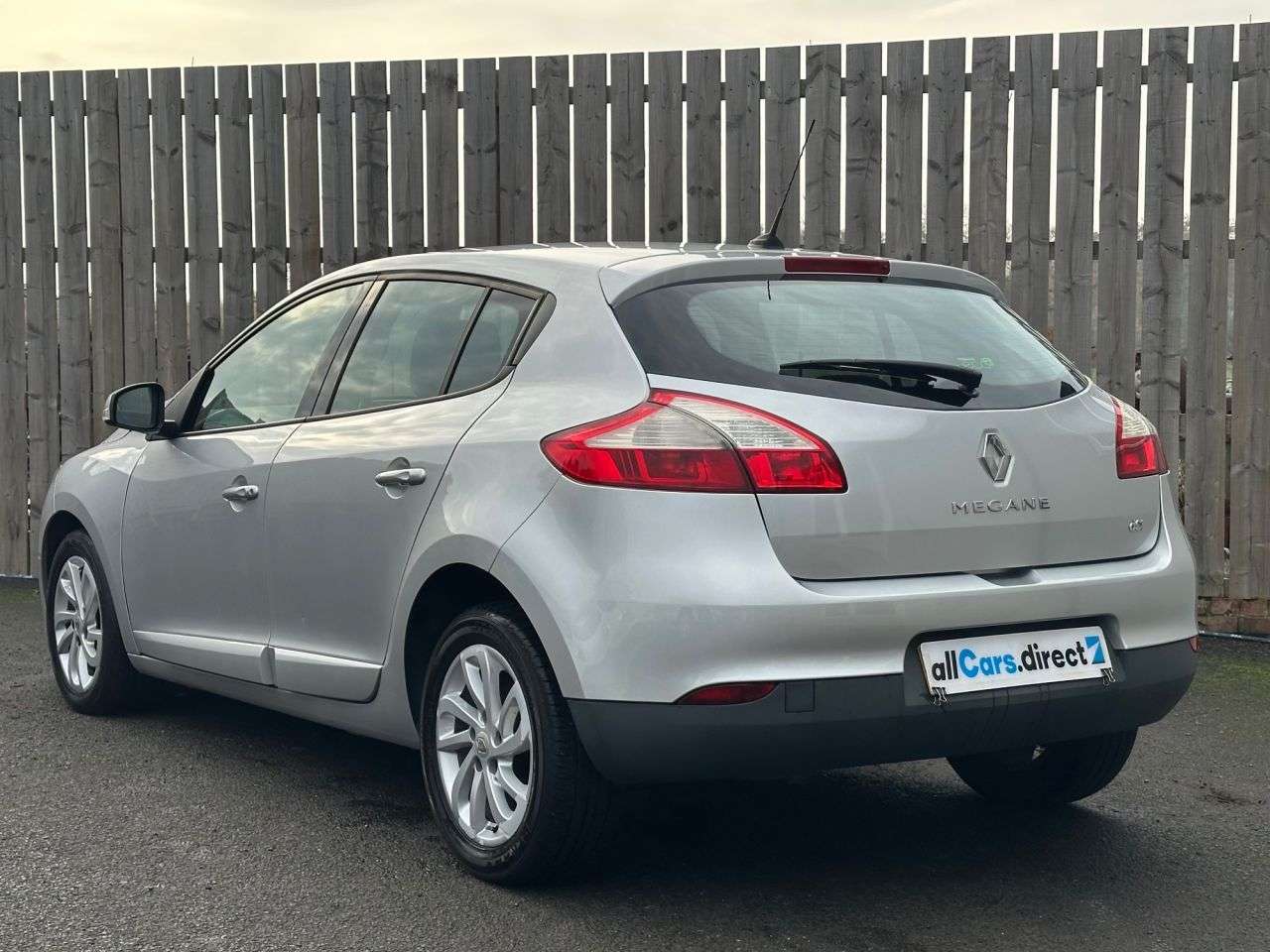 2014 RENAULT MEGANE 2014 RENAULT MEGANE