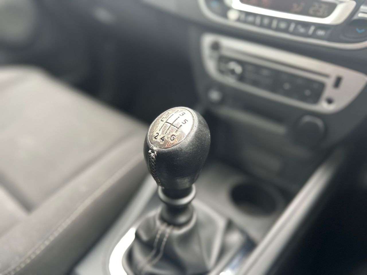 2014 RENAULT MEGANE 2014 RENAULT MEGANE