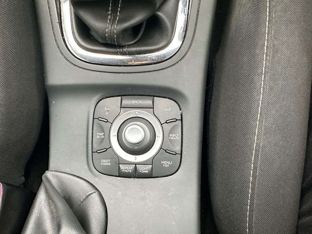 2014 RENAULT MEGANE 2014 RENAULT MEGANE